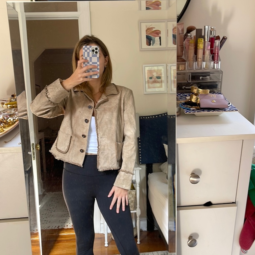 Leather fringe jacket - Picture 3 of 7